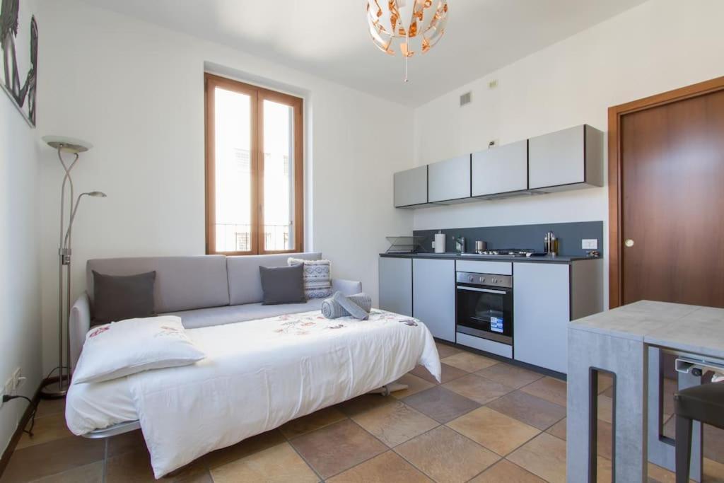Fabulous Studio In Monza 15 Km To Milan City Centre Exterior foto